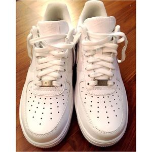 White Air Force 1. Never worn.
